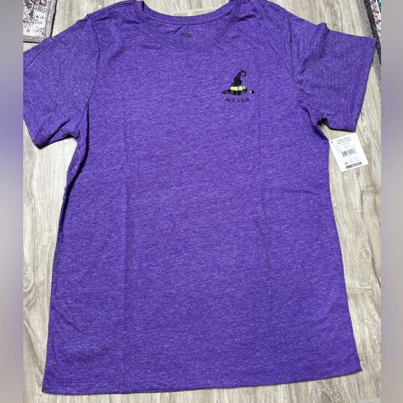 Purple bad witch Halloween graphic tee - Picture 1 of 4